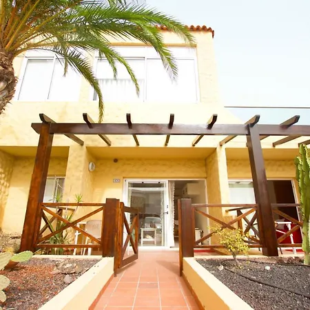 Book Jet - Hibiscus Front